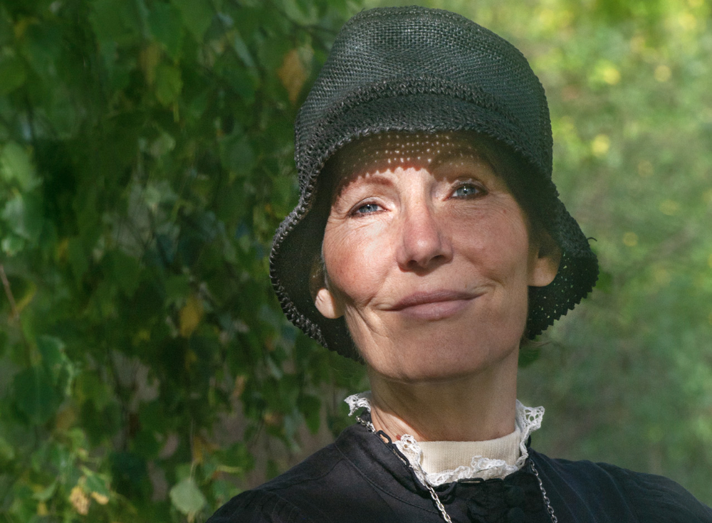 Portræt af Annethia Lilballe som Karen Blixen